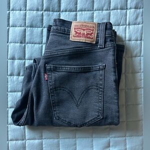 Levi’s Ribcage Straight Ankle Jeans